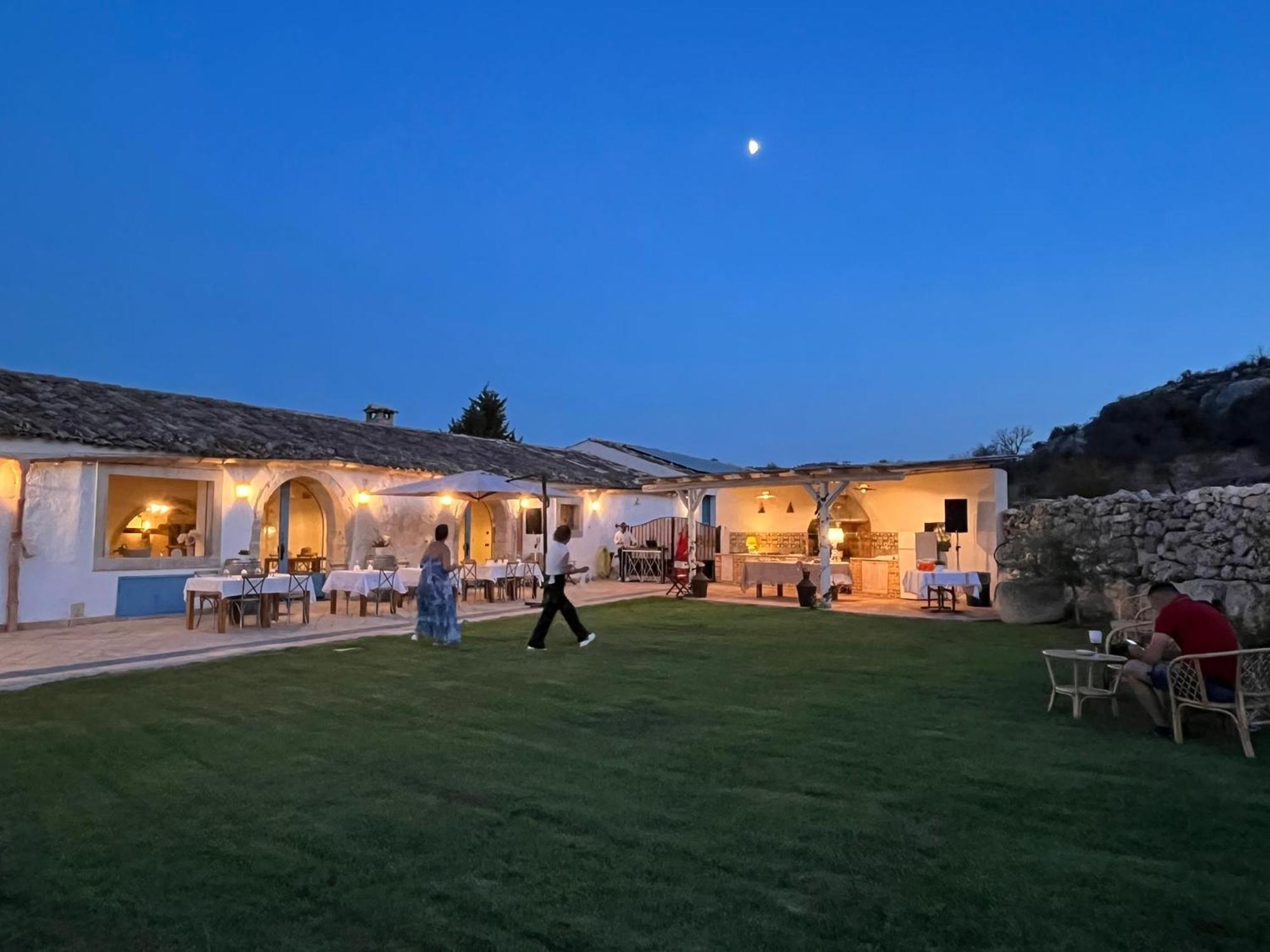 Masseria Santacatrini Melilli Exteriör bild